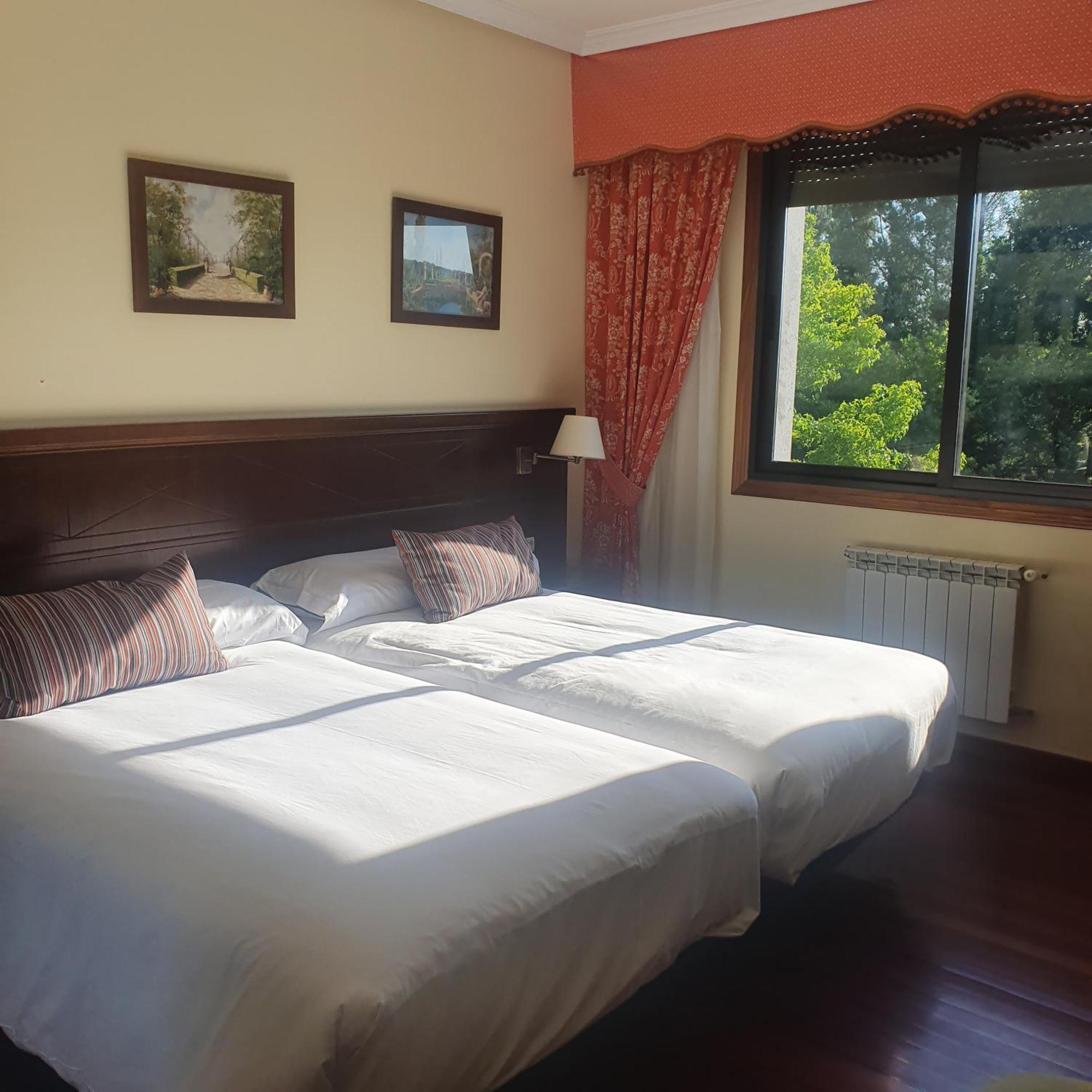 Pazo De Monterrei Hotel Ourense Room photo