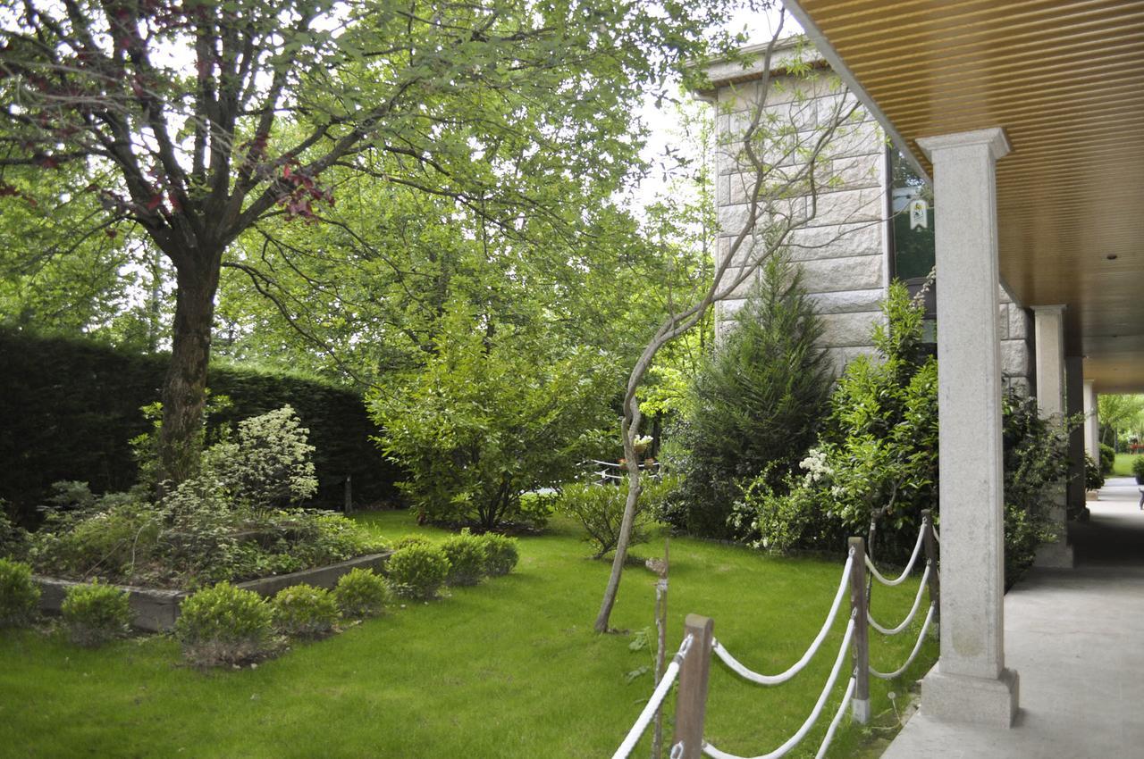 Pazo De Monterrei Hotel Ourense Exterior photo